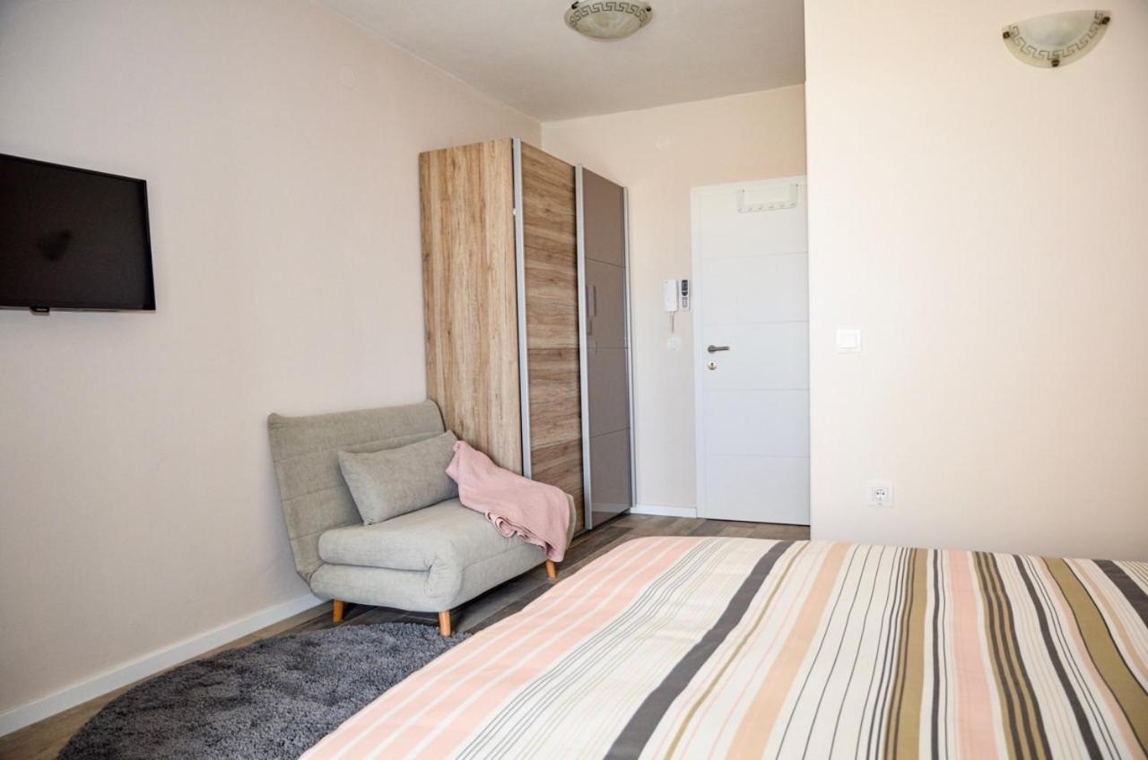 Family Friendly Apartments With A Swimming Pool Povljana, Pag - 244 Quarto foto