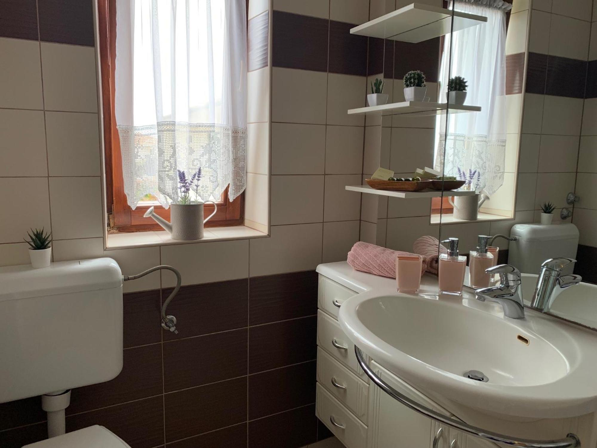 Family Friendly Apartments With A Swimming Pool Povljana, Pag - 244 Quarto foto