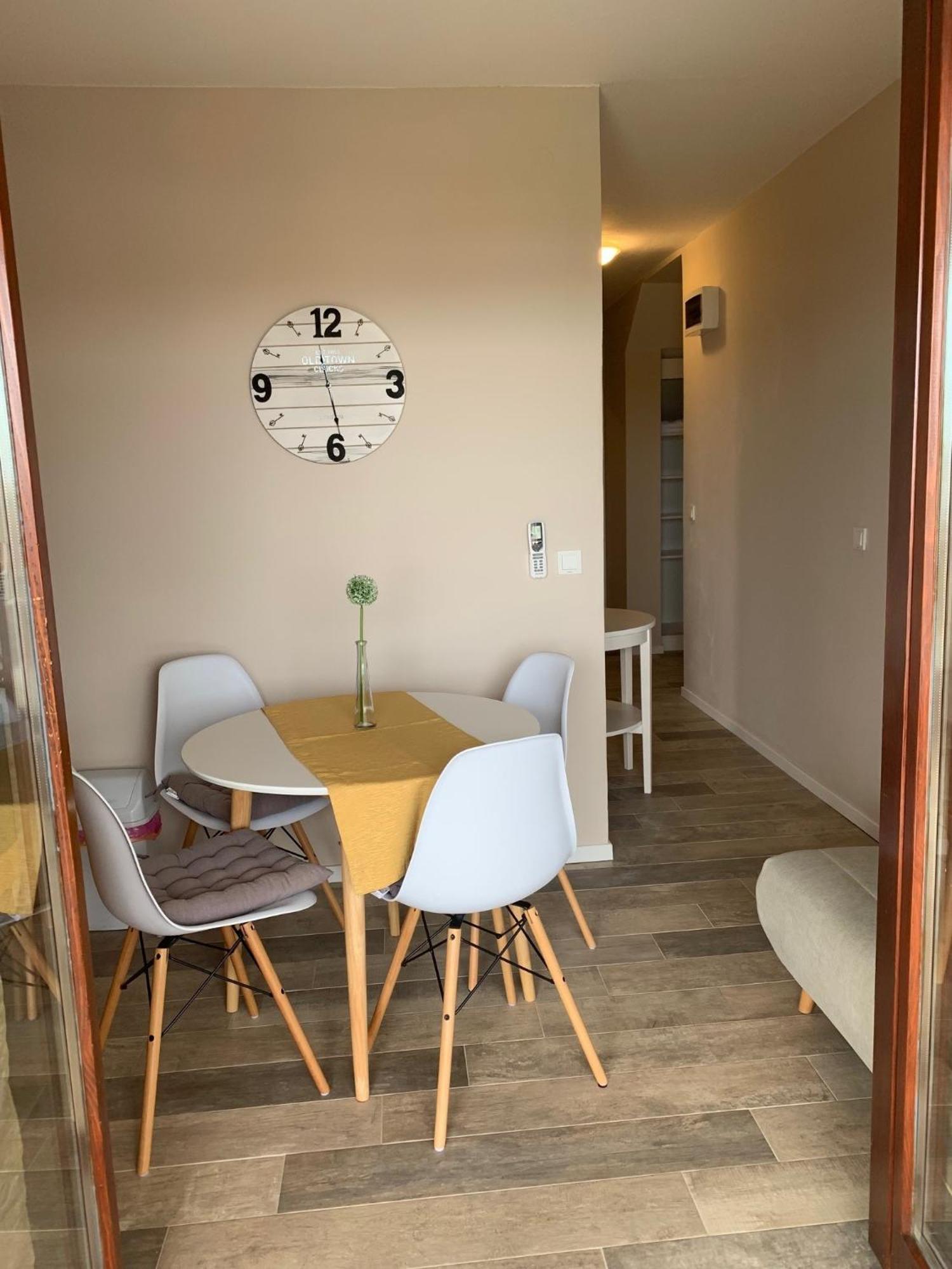 Family Friendly Apartments With A Swimming Pool Povljana, Pag - 244 Quarto foto