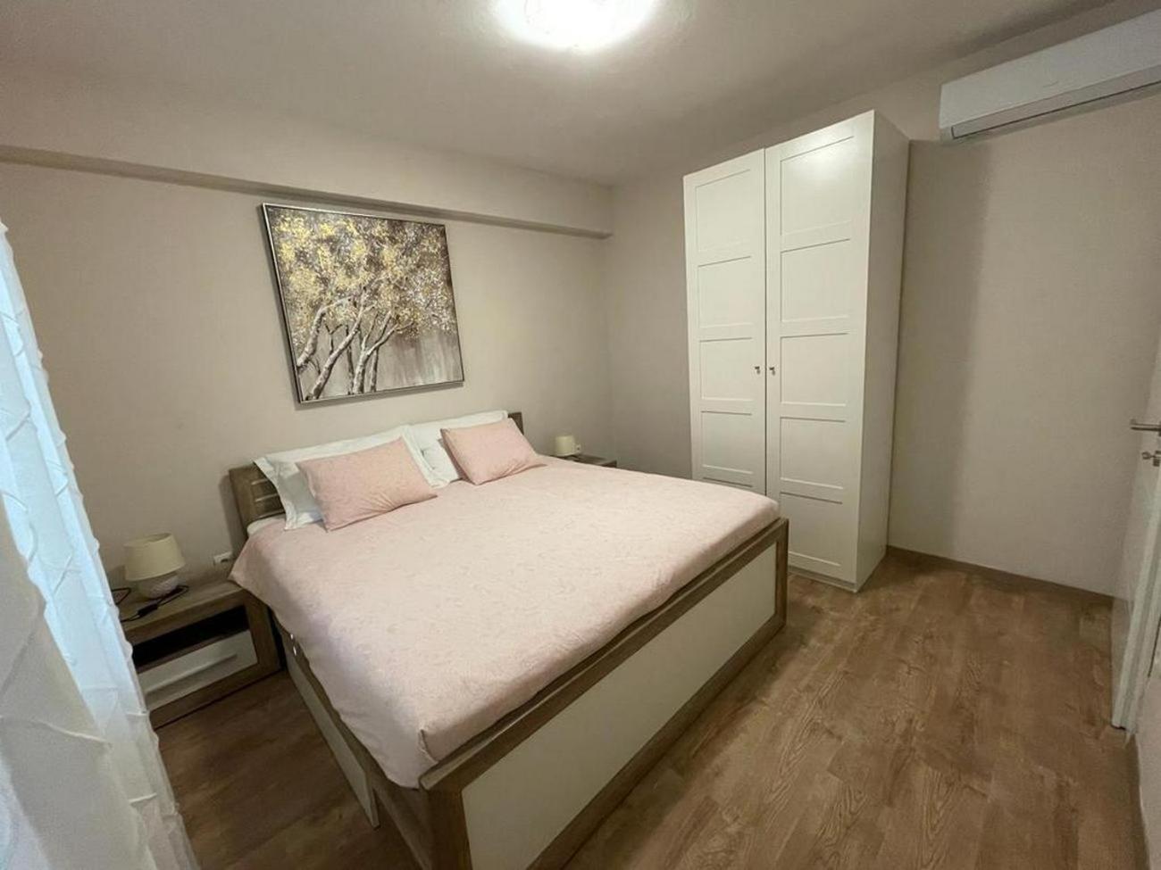 Family Friendly Apartments With A Swimming Pool Povljana, Pag - 244 Quarto foto